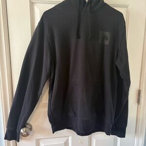 The North Face Men's medium matte Black Logo Pullover Hoodie
